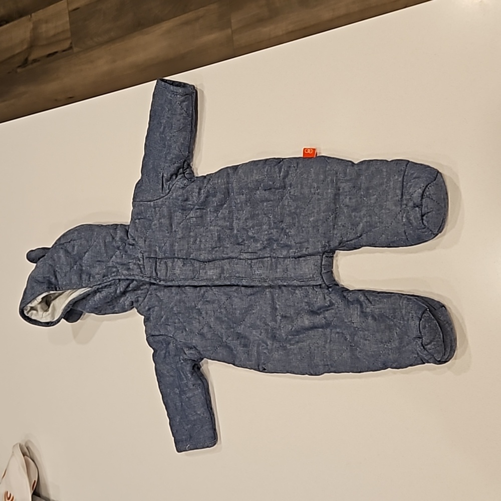 Magnetic me bunting suit